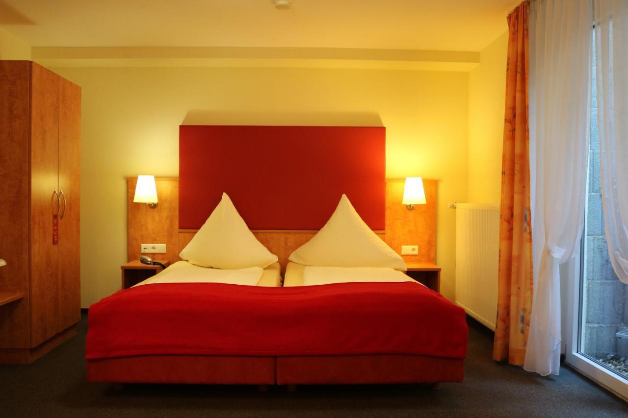 Hotel Haefner Bad Schonborn Εξωτερικό φωτογραφία